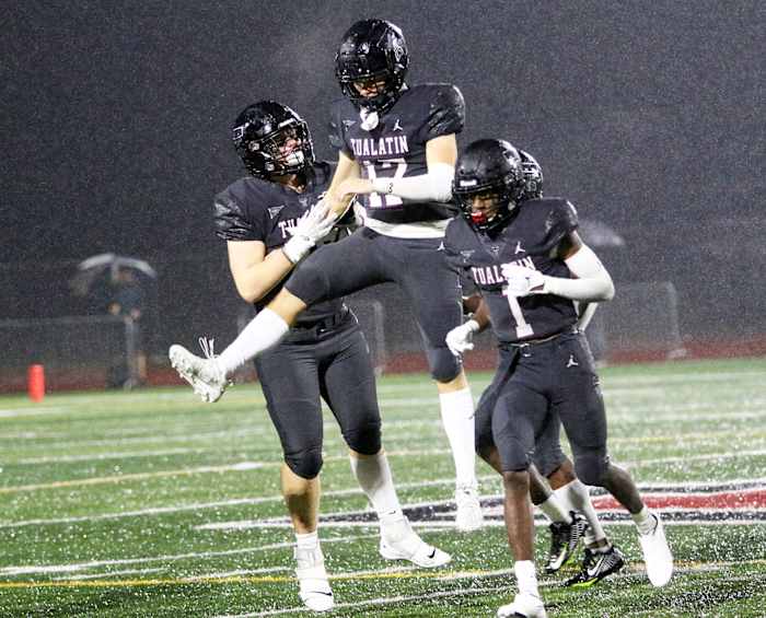 Tualatin Tigard football Oregon October 28 2022 Dan Brood 44